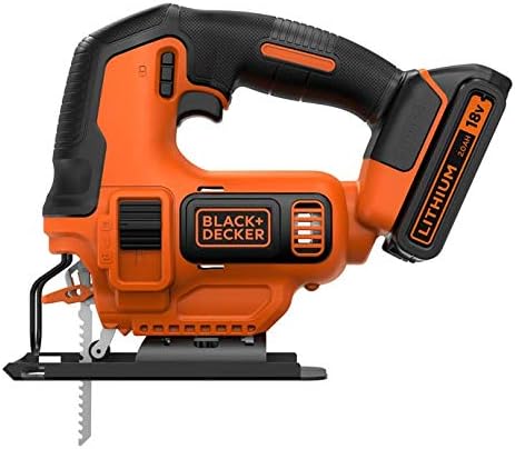 BLACK+DECKER Scie sauteuse - 18V - 2,5 Ah - 1 batterie - 1 lame pour le bois - Livrée en boite de rangement, BDCJS18E1-QW