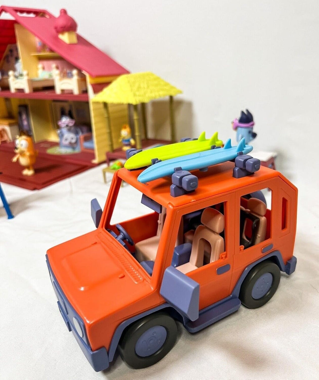 Bluey Mega Set Ultimate 2023 | 40 pièces 4 ensembles dans un méga jeu | Famille et amis à talons complets et étendus 14 figurines de personnages